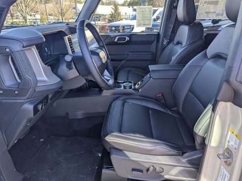 New 2025 Ford Bronco Outer Banks image 19