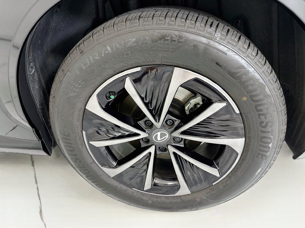 Used 2026 Lexus RZ 350e 2WD w/ Accessory Package (Z1) image 30