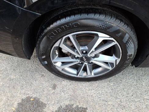 Certified 2023 Kia Forte LXS image 7