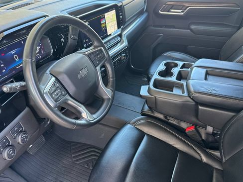 Used 2023 Chevrolet Silverado 1500 RST w/ Z71 Off-Road Package AWD/4WD image 9
