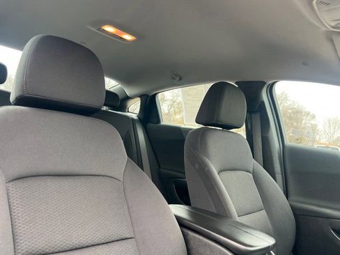 Used 2024 Chevrolet Malibu LT image 13