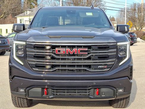 Certified 2022 GMC Sierra 1500 AT4 w/ AT4 Premium Package image 29