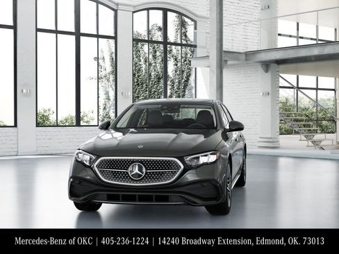 Used 2025 Mercedes-Benz E 350 Sedan image 42
