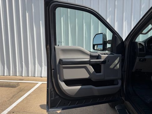 Used 2022 Ford F250 XL w/ STX Appearance Package AWD/4WD image 20