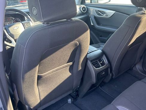 Used 2025 Chevrolet Blazer LT image 12