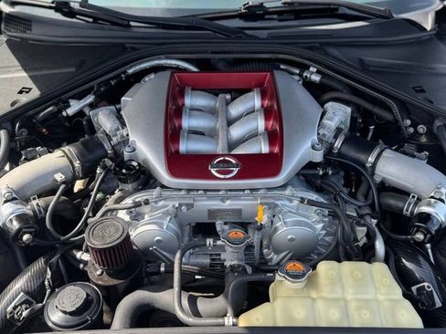 Used 2014 Nissan GT-R Track Edition AWD/4WD image 33