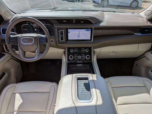 Used 2021 GMC Yukon Denali image 25