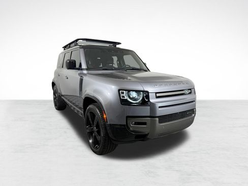 Certified 2023 Land Rover Defender 110 X-Dynamic SE AWD/4WD image 7