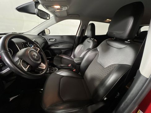 Used 2020 Jeep Compass Latitude image 13