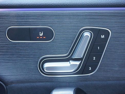 Used 2023 Mercedes-Benz CLA 250 4MATIC image 45