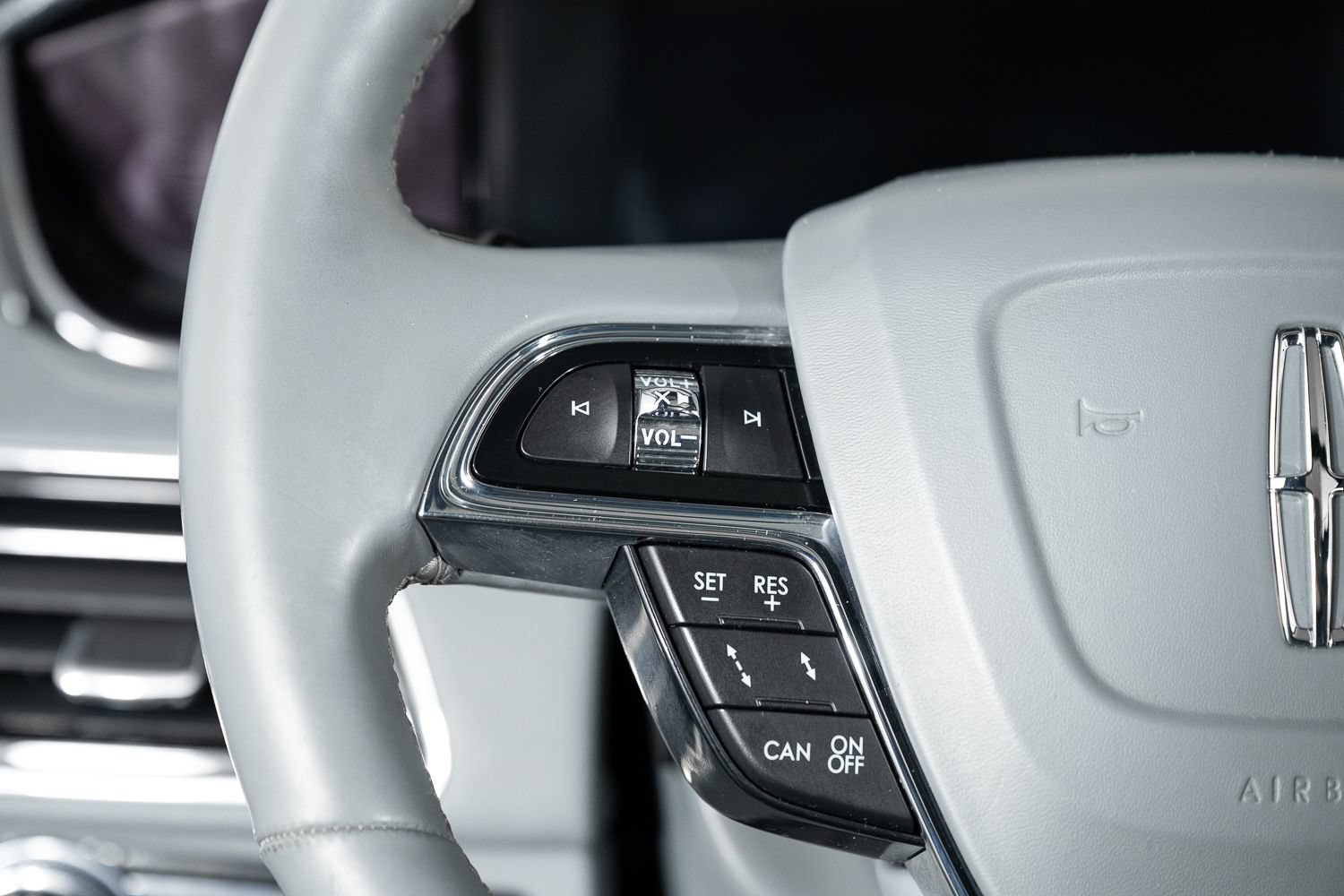 Used 2021 Lincoln Navigator L Reserve AWD/4WD image 31