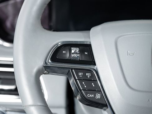 Used 2021 Lincoln Navigator L Reserve image 31