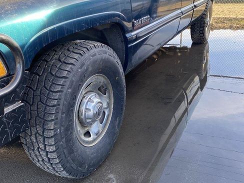 Used 1998 Dodge Ram 2500 Truck 2WD Quad Cab image 14