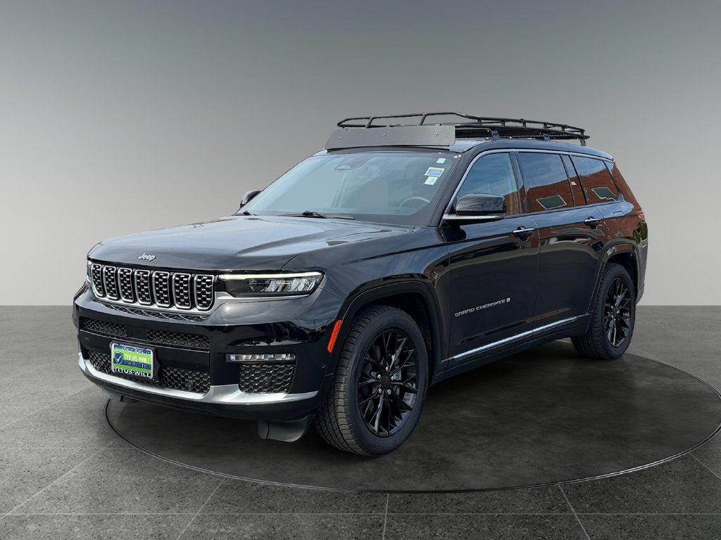 Used 2023 Jeep Grand Cherokee L Summit AWD/4WD image 3