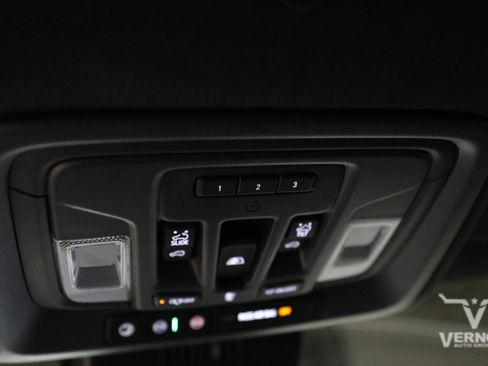 Used 2025 GMC Sierra 1500 AT4X AWD/4WD image 25