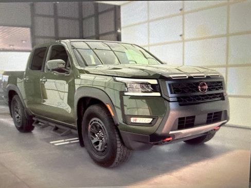 Used 2026 Nissan Frontier Pro-X w/ Pro Premium Package RWD image 3