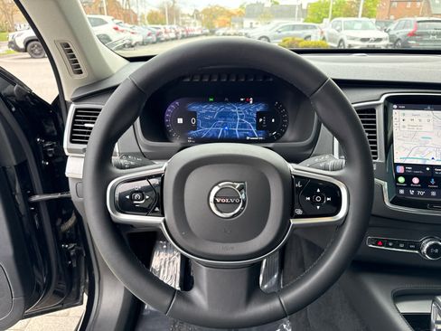 Used 2023 Volvo XC90 B5 Core w/ Protection Package Premier AWD/4WD image 8