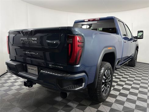 New 2026 GMC Sierra 2500 Denali Ultimate AWD/4WD image 6