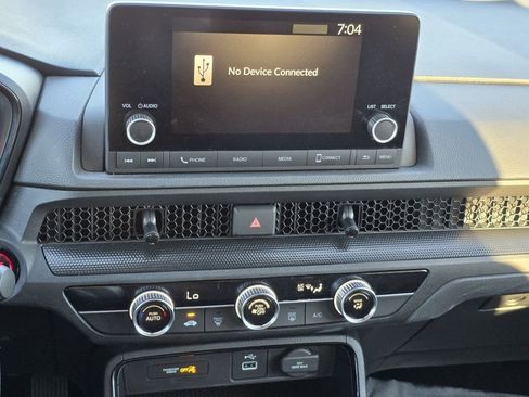 Used 2025 Honda CR-V LX image 4