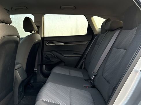 Used 2023 Kia Seltos LX image 11