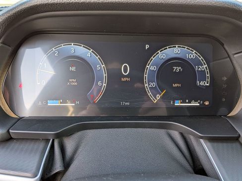 New 2025 Jeep Grand Cherokee Altitude image 22