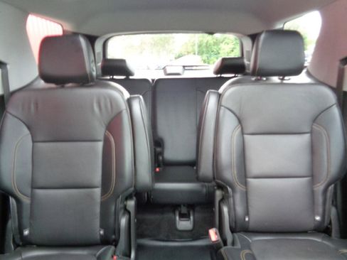 Used 2018 Chevrolet Traverse LT AWD/4WD image 9