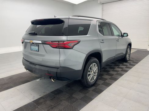 Certified 2023 Chevrolet Traverse LT image 9