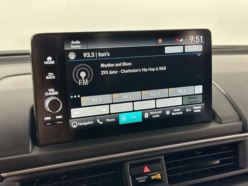 Used 2023 Honda Pilot Touring image 31
