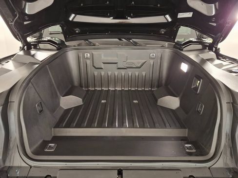 Used 2024 GMC Hummer EV 3X image 37