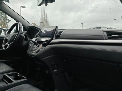 Used 2024 Honda Odyssey EX-L image 12