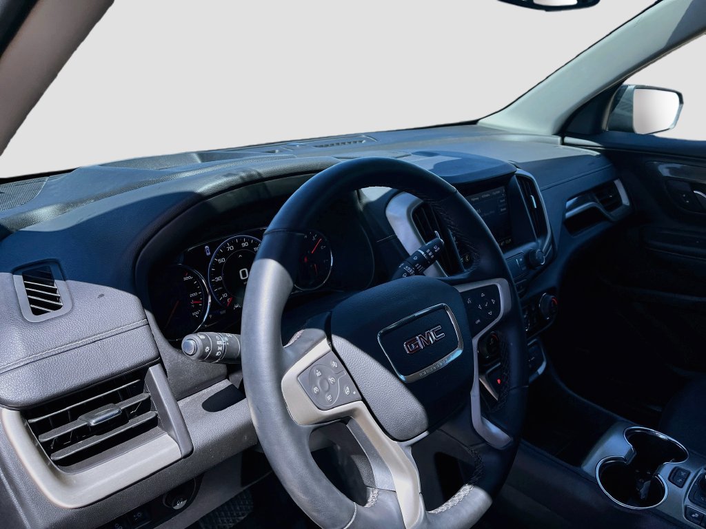 Used 2024 GMC Terrain Denali w/ Black Diamond Edition AWD/4WD image 9