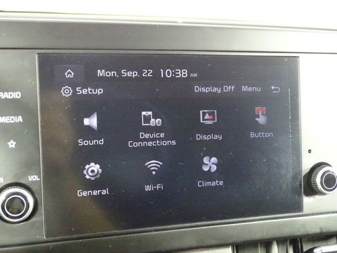 Used 2024 Kia Sportage LX image 35