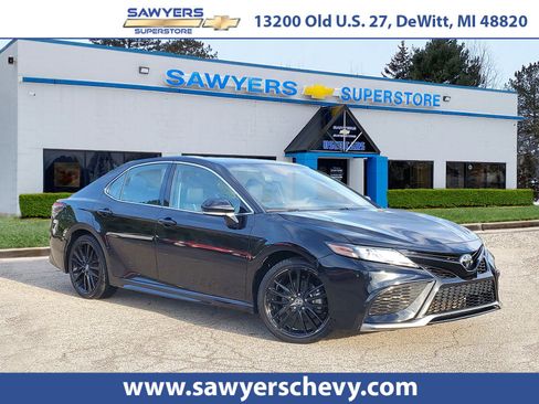 Used 2023 Toyota Camry XSE image 1