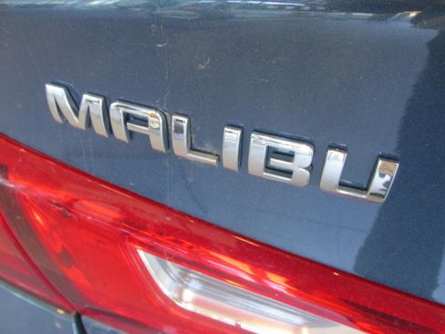 Used 2024 Chevrolet Malibu LT image 10
