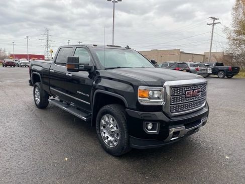 Used 2018 GMC Sierra 2500 Denali w/ Snow Plow Prep Package image 7