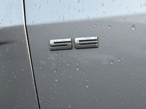 Used 2022 Ford Escape SE image 12