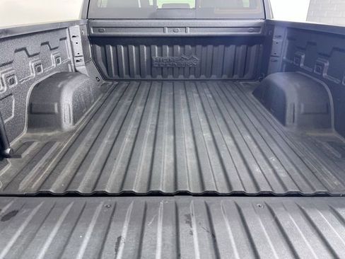 Certified 2024 Chevrolet Silverado 1500 High Country w/ Midnight Edition AWD/4WD image 27