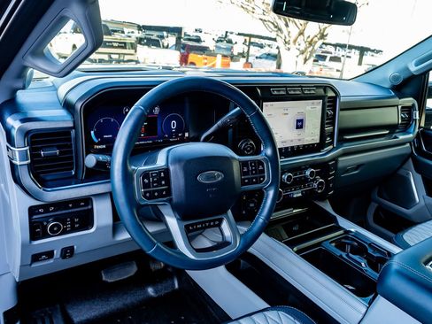 Used 2024 Ford F250 Limited w/ FX4 Off-Road Package image 14