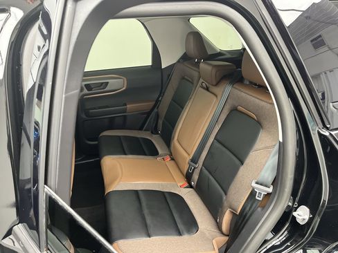 Used 2025 Ford Bronco Sport Outer Banks w/ Outer Banks Tech Package+ image 13