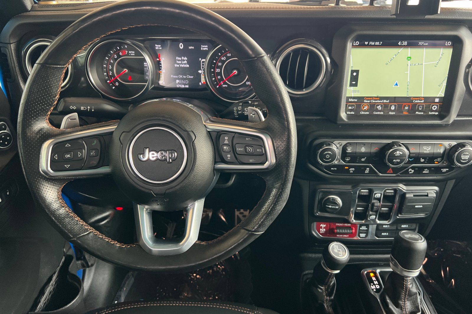 Used 2022 Jeep Wrangler Unlimited Rubicon AWD/4WD image 16