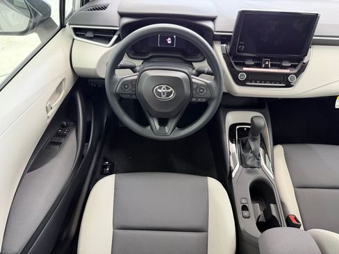 Used 2026 Toyota Corolla LE FWD image 26