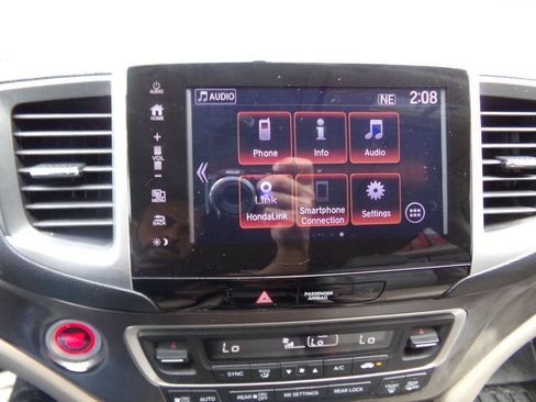 Used 2018 Honda Pilot EX-L image 32
