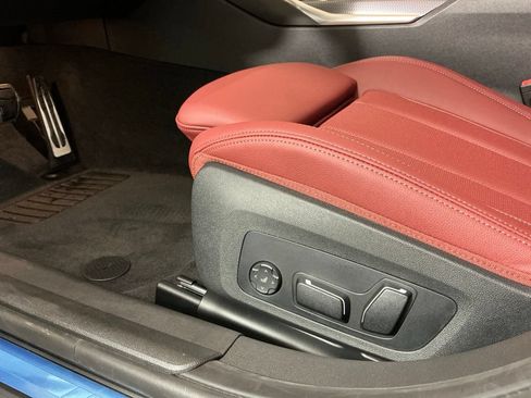New 2026 BMW 330i Sedan w/ M Sport Package RWD image 20