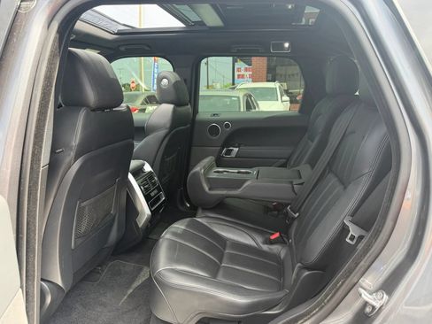 Used 2015 Land Rover Range Rover Sport HSE AWD/4WD image 14