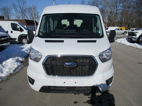 Used 2022 Ford Transit 350 XLT image 2