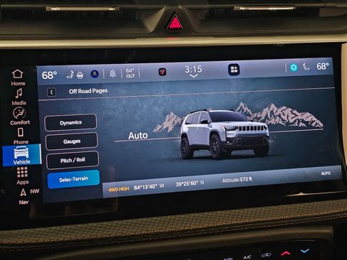 New 2026 Jeep Cherokee Laredo image 25