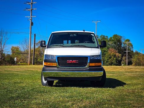 New 2025 GMC Savana 2500 w/ Driver Convenience Package image 9