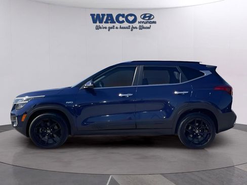 Used 2021 Kia Seltos SX image 3