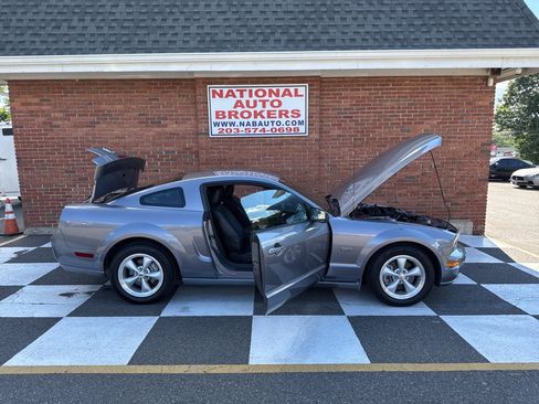 Used 2007 Ford Mustang GT RWD image 38