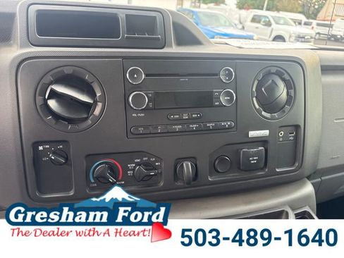 Used 2019 Ford E-450 and Econoline 450 Super Duty w/ Power Windows & Locks Group image 20